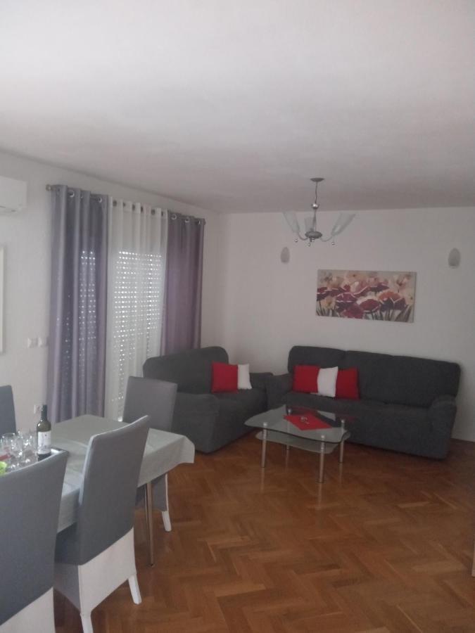 Apartman Teklic Kaštela Exterior foto
