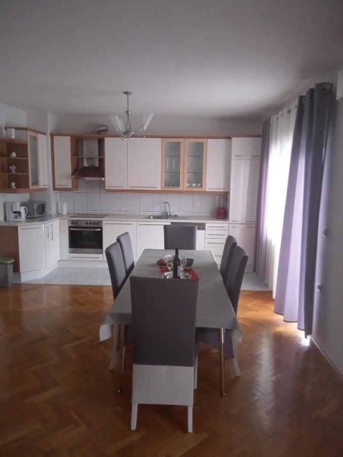 Apartman Teklic Kaštela Exterior foto