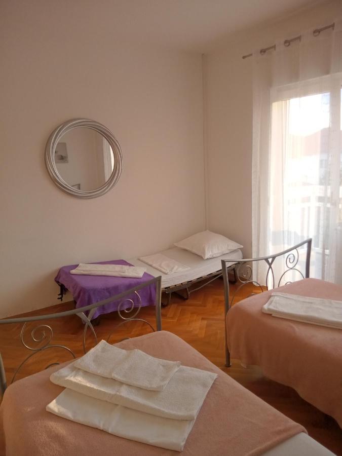 Apartman Teklic Kaštela Exterior foto