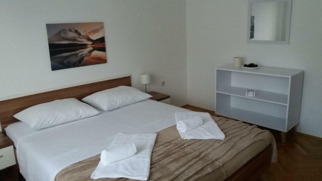 Apartman Teklic Kaštela Exterior foto