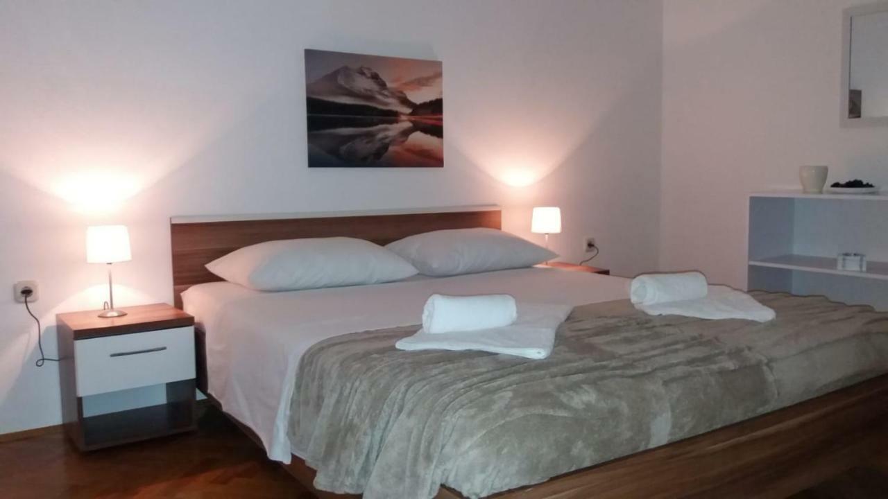 Apartman Teklic Kaštela Exterior foto